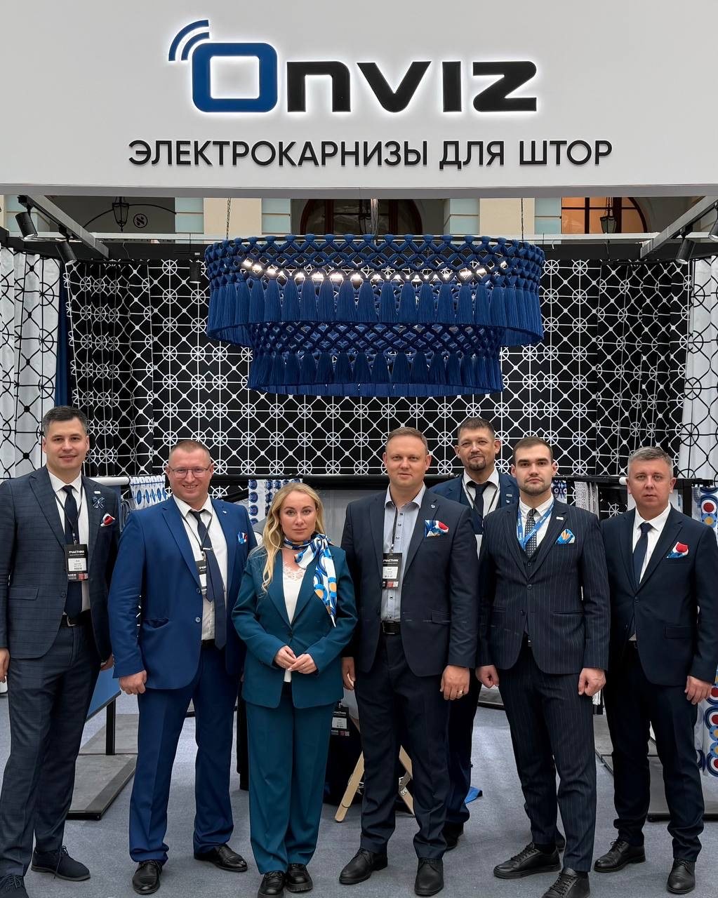 Команда ONVIZ на стенде выставки «Русский дом»