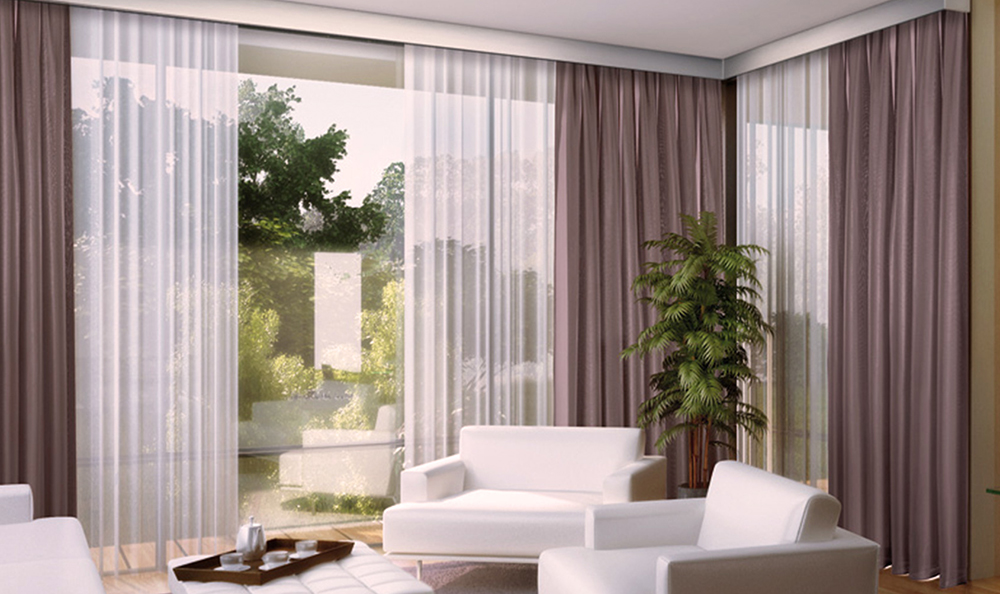 Интерьер с карнизом